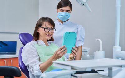 How to Take Care of Your Dentures: What You Should and Should Not Do